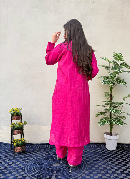 Zoya (Hot Pink)
